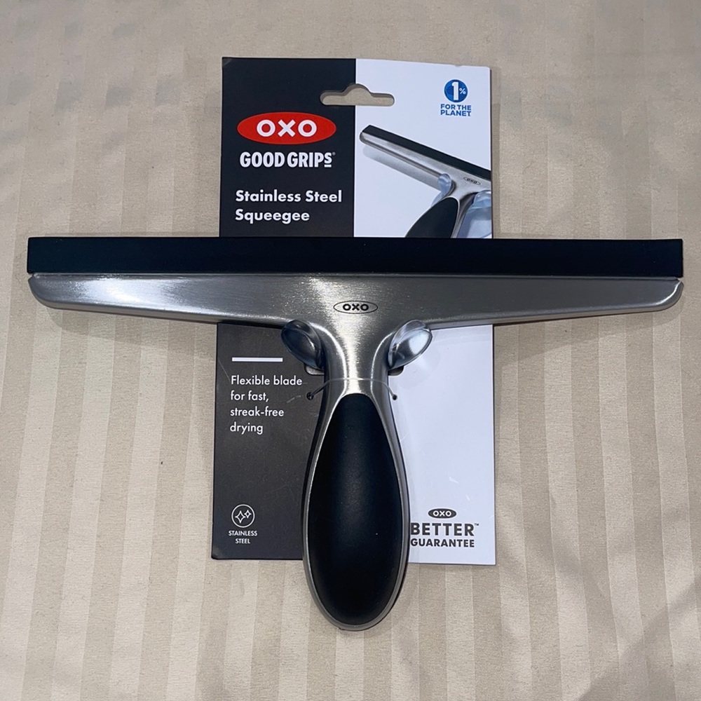 ❤️NEW!!!❤️ Oxo Good grips stainless steel squeegee flexible blade.
